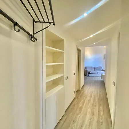 Apartament Palma Home, Elegante E Spaziosa Nel Cuore Della Citta Di Milano, Con Metropolitana M1 Gambara