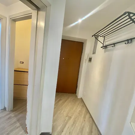 Palma Home, Elegante E Spaziosa Nel Cuore Della Citta Di Milano, Con Metropolitana M1 Gambara Apartament